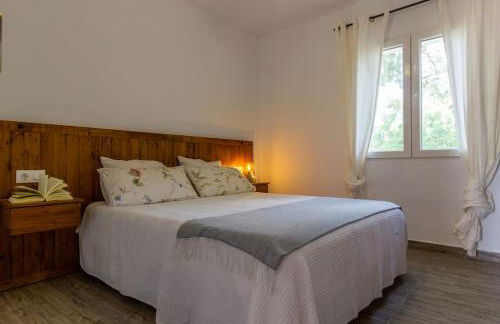 House with swimming pool and amazing sea and mountain views in Montgó, Denia - Photo 23