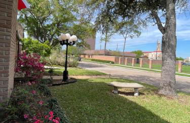 The Royal Room at Galleria - Foto 50