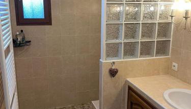 Maison T2 en Provence avec VTT electrique en option - Foto 4, Shower