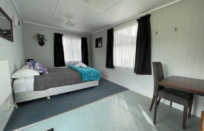 Motutere Bay Top 10 Holiday Park - Photo 26