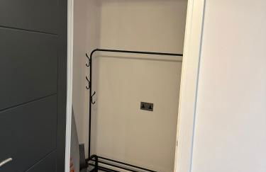 Adam Court Apartments - PE1 - Contractor Friendly - Choice of Studios or 1 Bed Apartments - Free Parking - Sofa Beds - Sky TV - Full Kitchen - Washer Dryer - WiFi - Foto 35