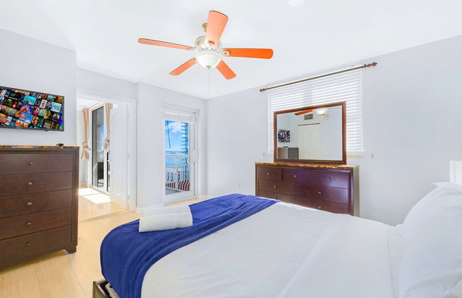 Modern Condos Available in Brickell - Photo 12