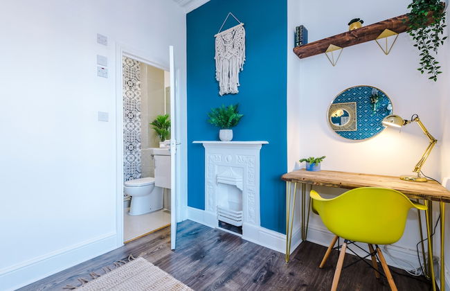 R&R Character Victorian 4-Bedroom Home - Foto 2