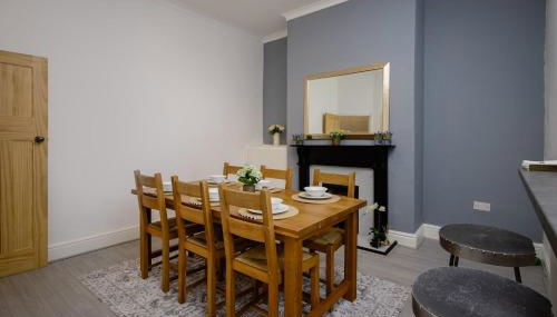 Comfy 3-Bed, Sleeps 5 & Parking - Foto 5