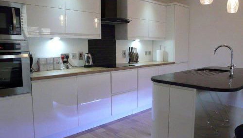 Langley Cottage with patio, spacious rooms - part of Langley Serviced Apartments several properties in Wick - Foto 2