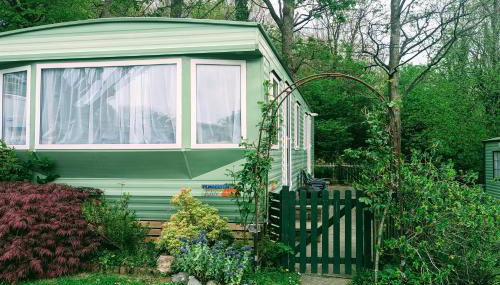 Family-Friendly Woodland Caravan Pool & Bar - Foto 1