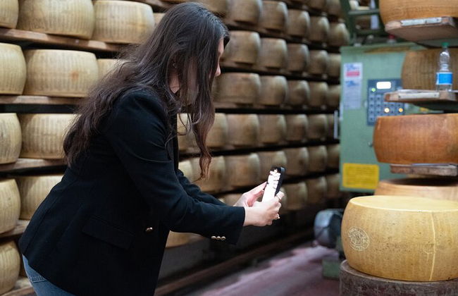 Excursión privada de un día y almuerzo: Degustación de queso parmesano, vino y vinagre - Foto 21