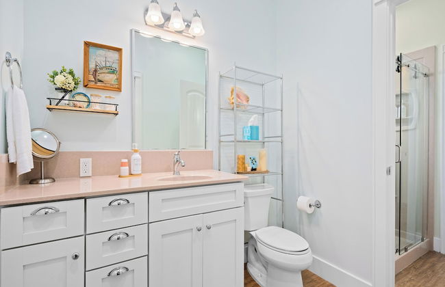 Magnolia Cottage by Miss Kitty’s - Photo 6