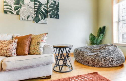 Bring a Pet Historic Downtown Olean Apartment - Foto 12