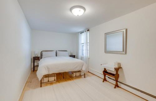 Home with Private Yard in Rocky Point - Foto 13