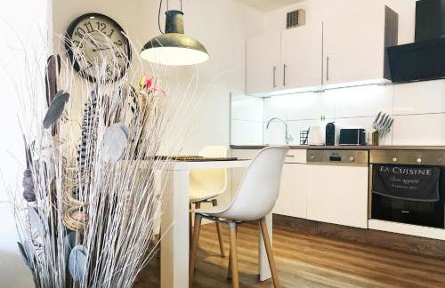 Gemütliches Apartment mit Balkon und Tiefgaragenstellplatz - Foto 1