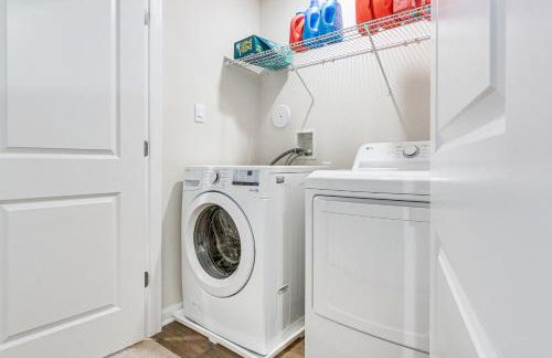 2 Mi to Dtwn Frederick Updated Townhome - Foto 27