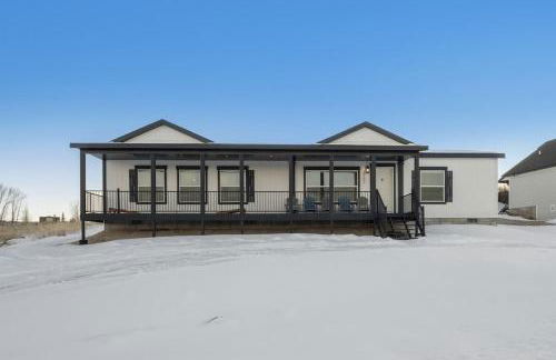 New Bear Lake Home with Beautiful Fall Views - Photo 38