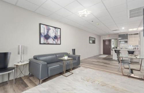 New 2 Bed 2 Bath On The Avenue - Foto 1