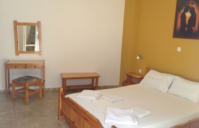 Sea View And Mountain View Apartment For 4 People - Photo 8