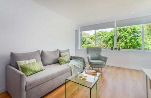 Golden Bay Apartment - Photo 8