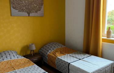 Chez F & G terrasse privée dans jardin à côté de la maison - Foto 3