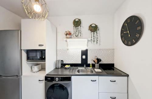 L'Onyx - Balcon & Garage Privé - Spacieux & Coeur de Rennes - Foto 9