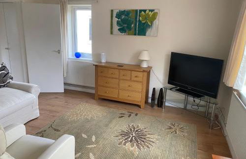 Spacious first floor apartment in the centre of Church Stretton with free parking - Foto 2