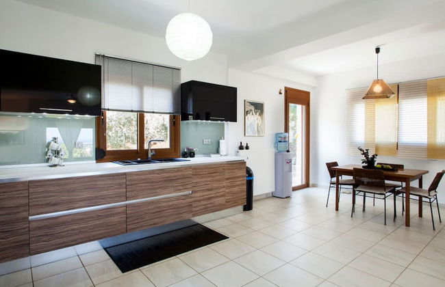 Artemis Spacious Luxury Villa With XL Private Pool - Foto 14