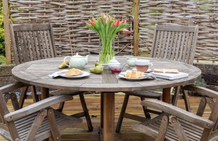 Riverside Retreat - Photo 26