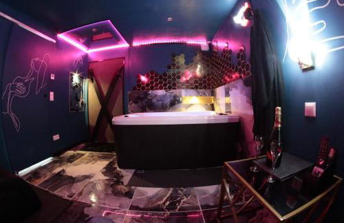 Le Confidentiel -Love Room, marbres, jeux, jacuzzi - Foto 4