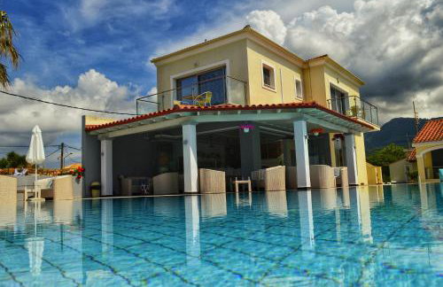 SunRose Beach Aparthotel - Foto 1