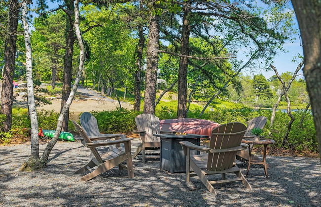 Laker's Pointe by Avantstay Lakefront Private Peninsula Hot Tub, Game Room - Foto 50