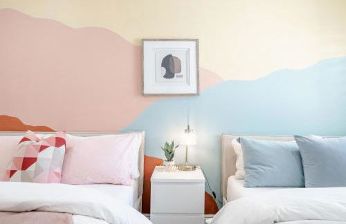 Elegant Retreat w/ Game room in Heart of OC - Foto 20