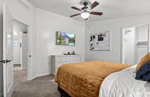 Upscale Retreat near vibrant downtown - Foto 15