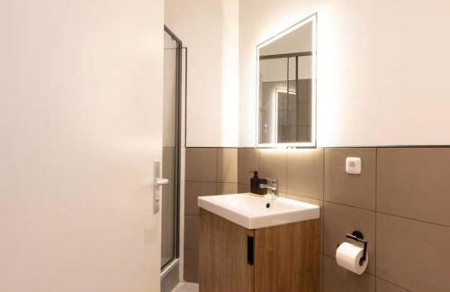 Jomi Stays Berlin - Kudamm - Foto 33