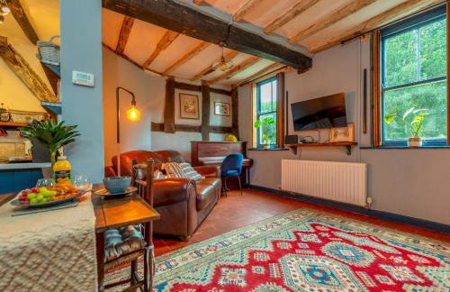 Stay in the Original Home of the Gingerbread Man! - Pass the Keys - Foto 8