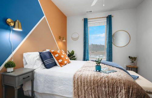 NEW Great Escape 404 2BR Condo Near Downtown and Bay - Photo 13