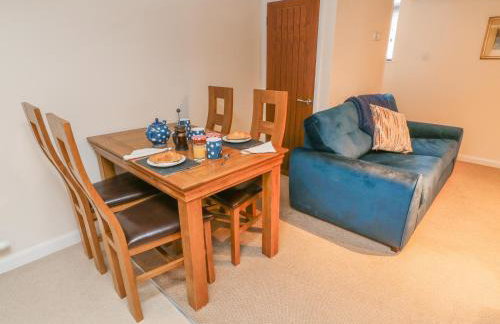 3 Eden Lodge - Photo 3