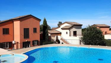 Chez Valérie et Stéphane, Les terrasses de Lozari - Foto 2