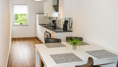 Pet Friendly Apartment - Photo 4