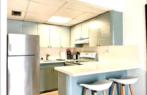 Miami International Airport 2 - Photo 21