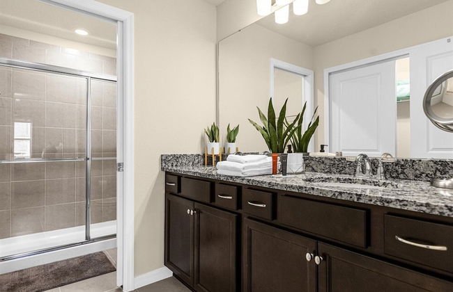 Brand New! Windsor Island 5BR Cozy Home Wpool/spa - Foto 38