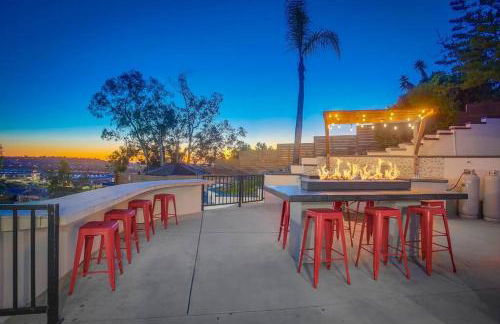 Large Pool Home on Two Acres with Views! - Foto 48