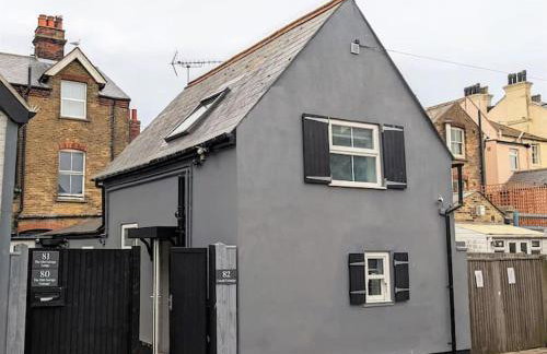 Cocali Cottage - Stunning, Spacious property close to Deal Beach ! - Foto 27