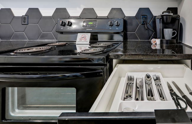 Studio9Forty - Photo 73