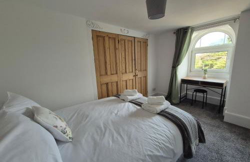 2 Bed Maisonette with Sofa Bed - Ideal for Groups #26C - Foto 17