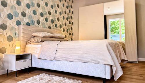 MODERN VILLA & PRIVATE GARDEN in Warsaw - Fully Renovated 2025 - Foto 3