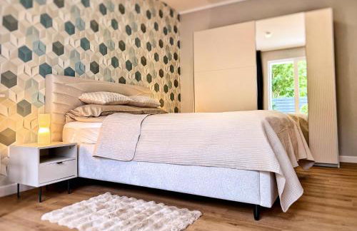 MODERN VILLA & PRIVATE GARDEN in Warsaw - Fully Renovated 2025 - Foto 3