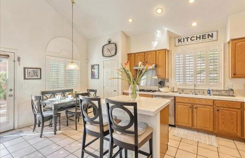 Henderson Hacienda, 5br free heated pool-spa, 15 min to Strip - Foto 8