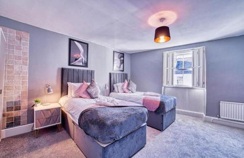The Stylish Gem of Bath - Sleeps 10 - Photo 39