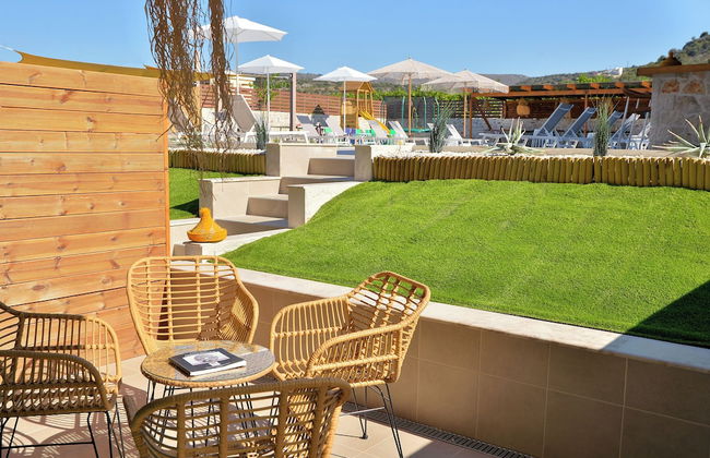 Stork Holiday Apartments - Garden & Sea View - Photo 50