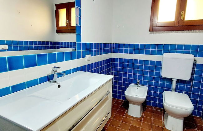 Villa a Stones Throw From the sea - Foto 13