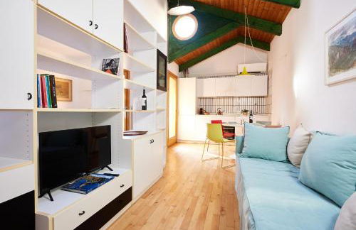 Italian design small attic - Foto 11