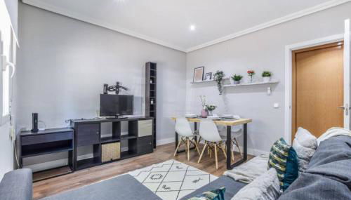 AH- Diseño y alma madrileña cerca a Plaza Mayor - Photo 4